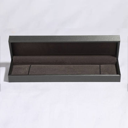 Box for a bracelet