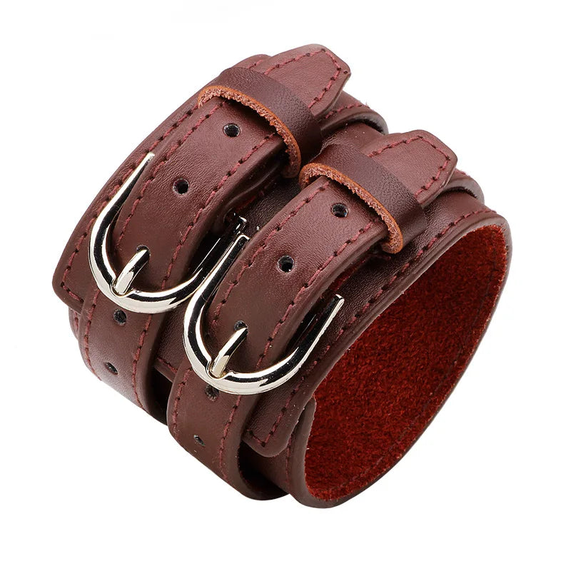 Men’s leather bracelet with steel snap clasps: punk-inspired, available in vibrant colors for a bold, nostalgic look.