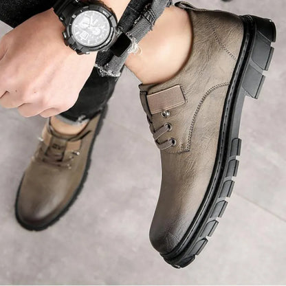 Men's casual shoes: high-quality genuine leather, durable, stylish, comfortable, perfect for everyday wear.