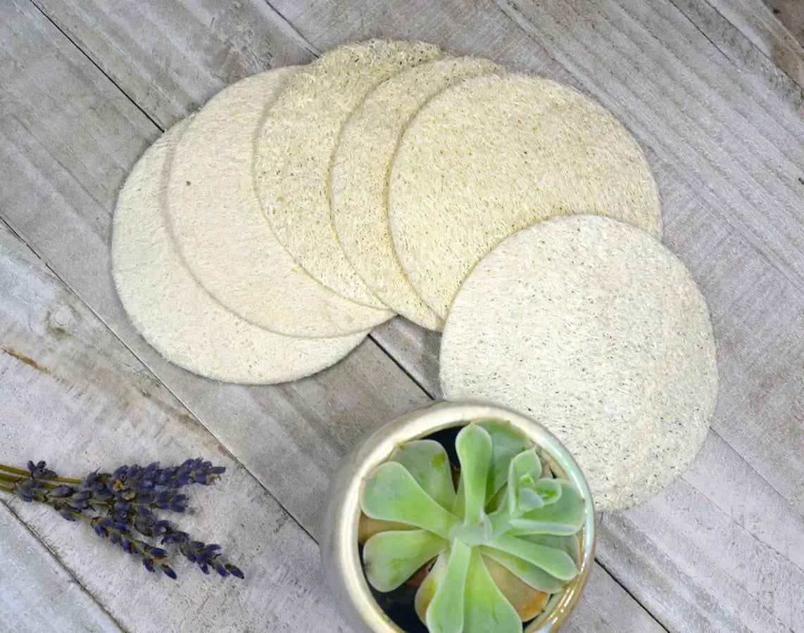 BeNat's high-quality natural loofah for exfoliation and smooth skin, promoting micro-circulation and unclogging pores for better absorption of beauty products.