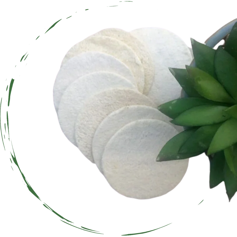 BeNat's high-quality natural loofah for exfoliation and smooth skin, promoting micro-circulation and unclogging pores for better absorption of beauty products.